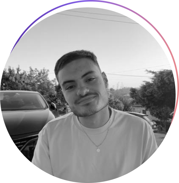 Photo de Matéo Marques, expert en web design passionné par l'excellence visuelle.